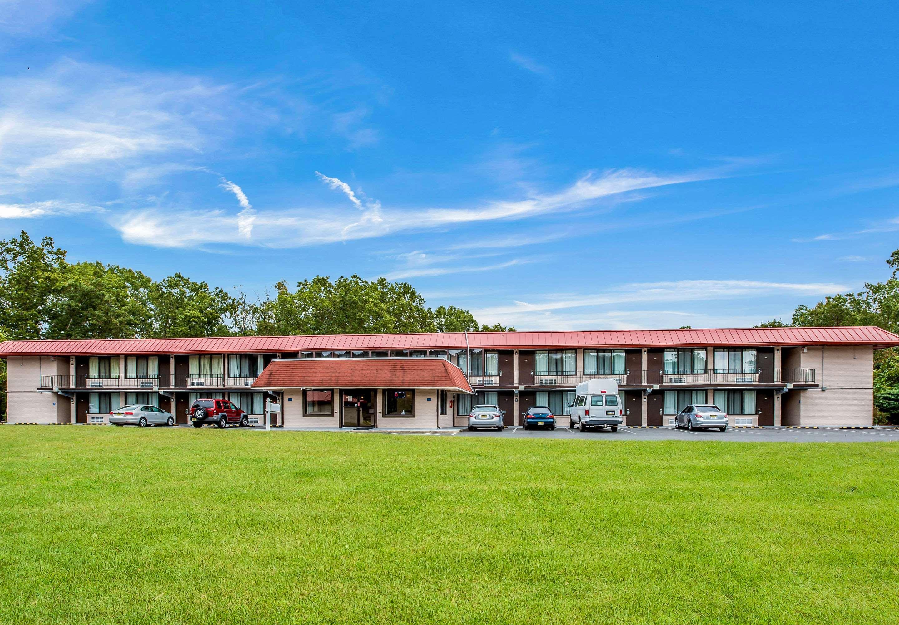 Rodeway Inn Hammonton Esterno foto